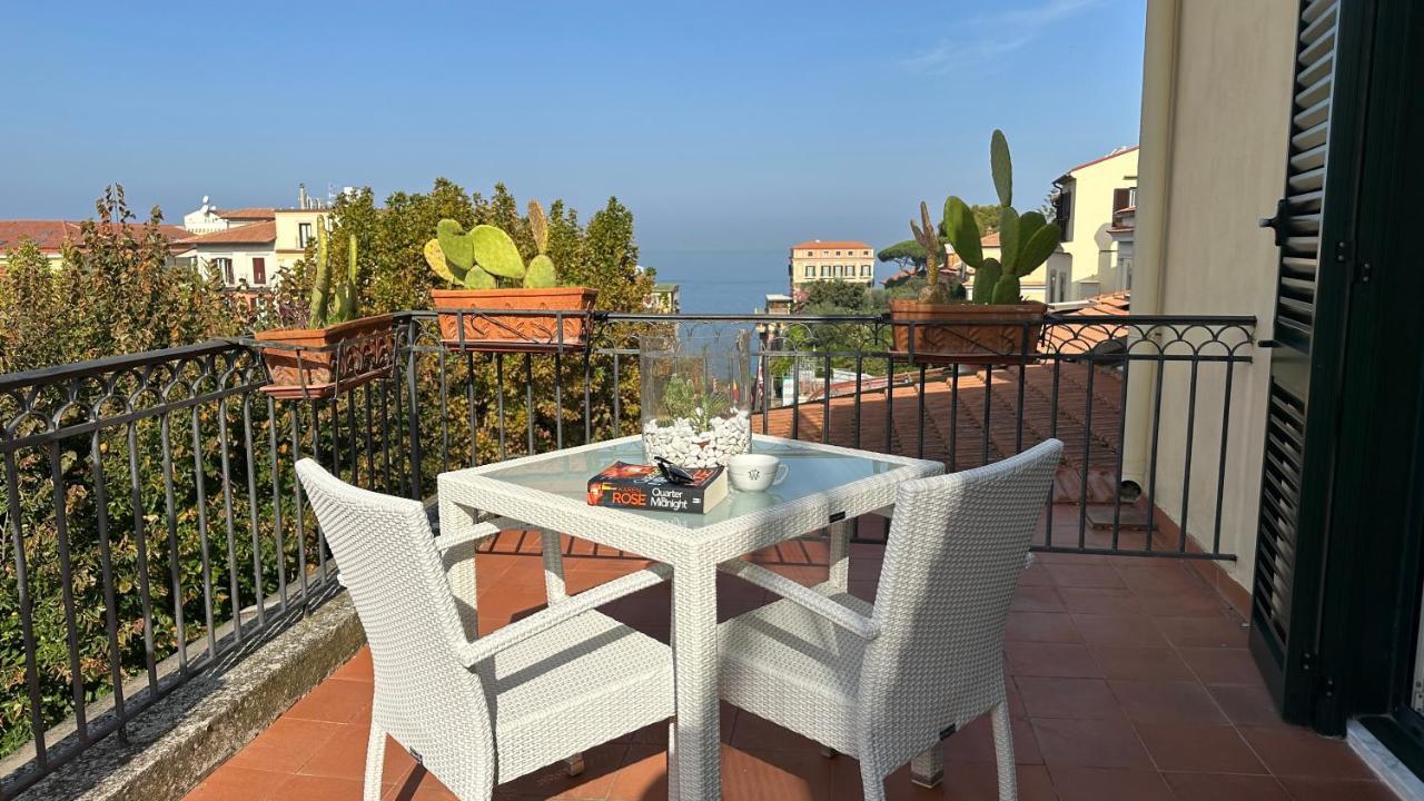 Hotel Villa Di Sorrento Dış mekan fotoğraf